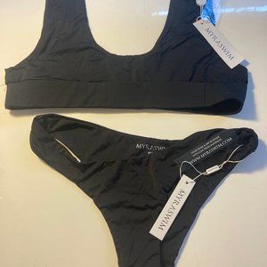 NWT~MYRA SWIM BIKINI IN BLACK SIZE M. BRAND NEW!